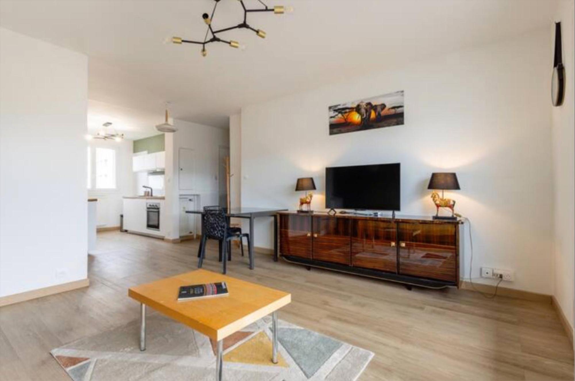 Logement Autour De Moi * * * * * Σαμπερί Εξωτερικό φωτογραφία